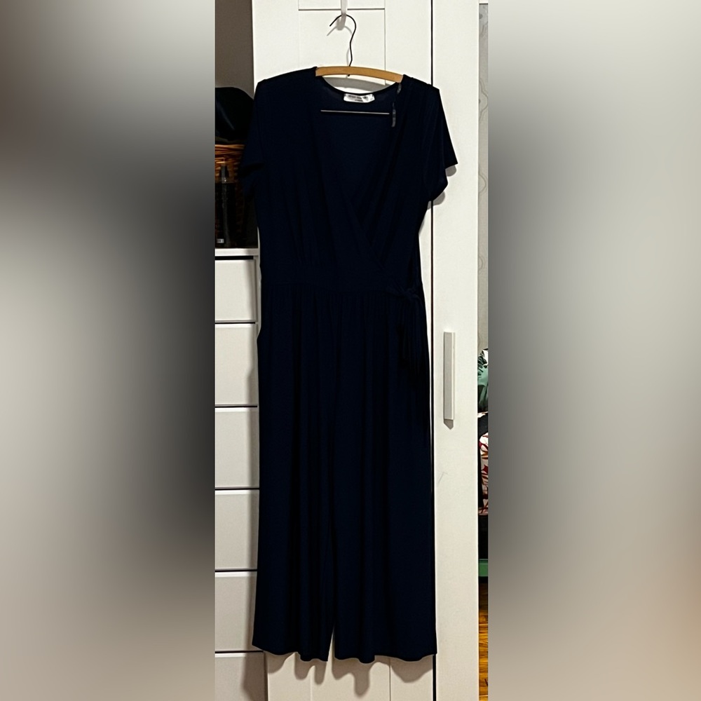 Elegant Navy Blue Jumpsuit